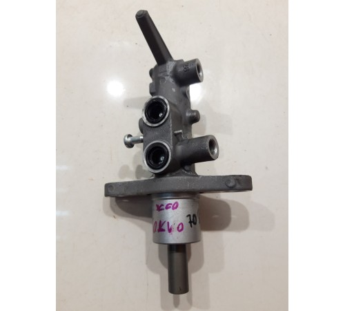 Главный тормозной цилиндр