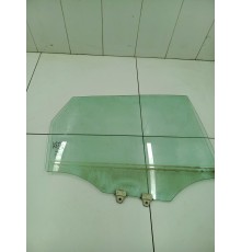 Стекло двери заднее правое