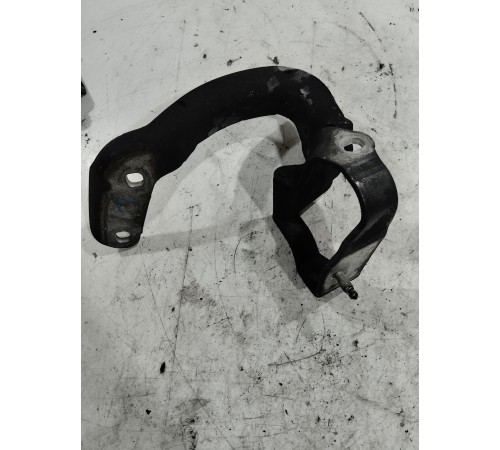 Петля крышки багажника левая