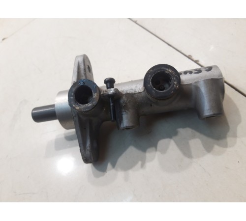 Главный тормозной цилиндр