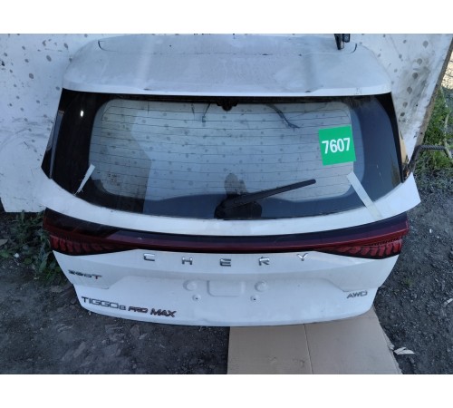 Крышка багажника в сборе