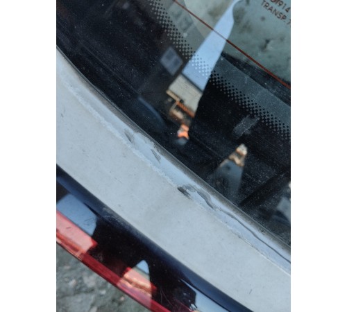 Крышка багажника в сборе