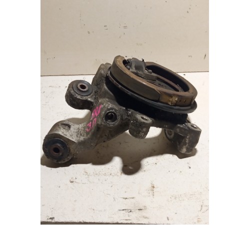 Кулак поворотный задний правый