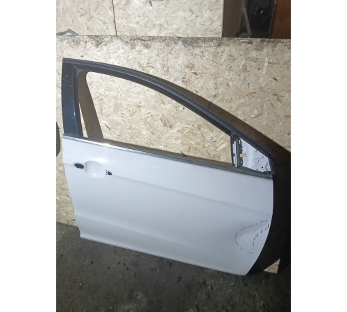 Дверь передняя правая