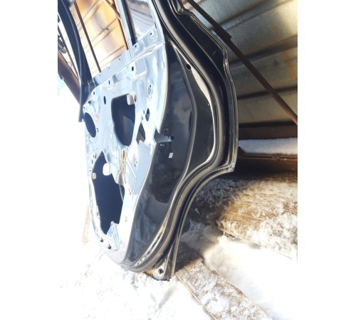 Дверь (задняя, правая)