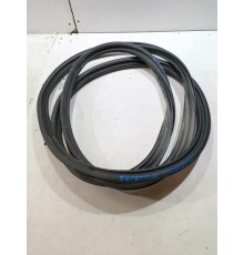 Уплотнитель двери багажника