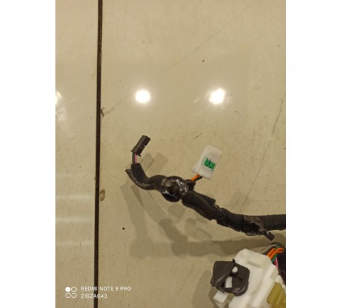 Электропроводка обшивки двери(задняя правая)