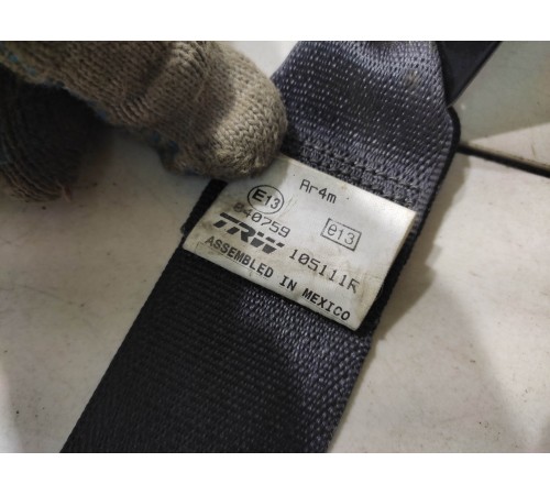 Ремень безопасности (задний, правый)