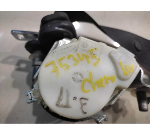 Ремень безопасности (задний, правый)