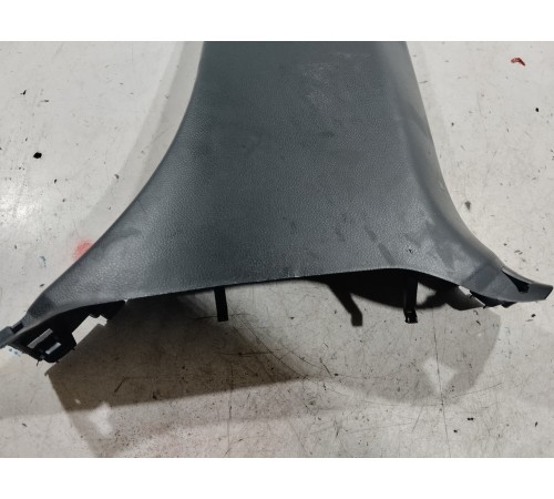 Обшивка центральной стойки(правая нижняя)