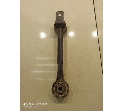 Рычаг подвески(задний правый)