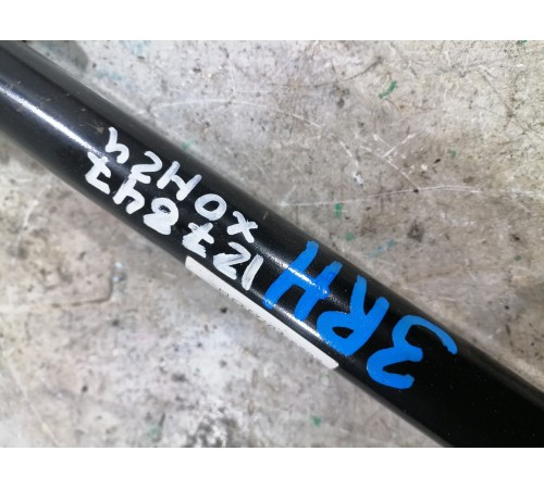 Рычаг поперечный задний правый нижний