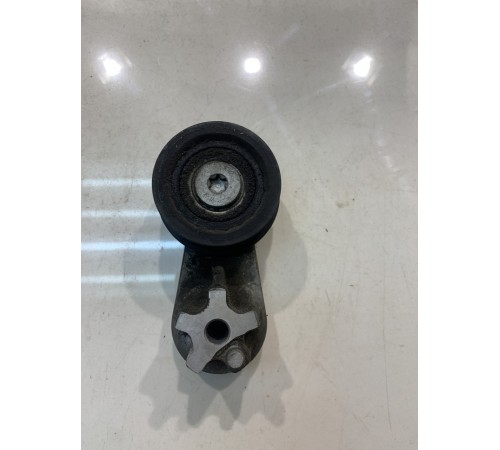 Ролик-натяжитель