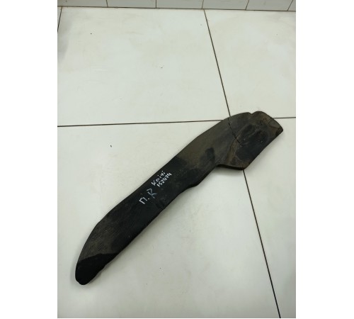 Уплотнитель крыла правый