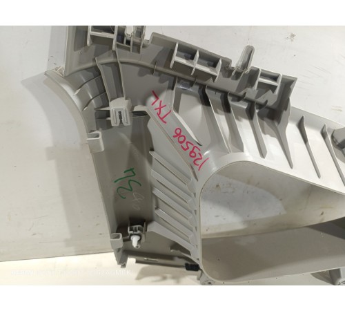 Обшивка стойки задняя левая