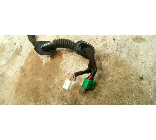 Электропроводка крышки багажника