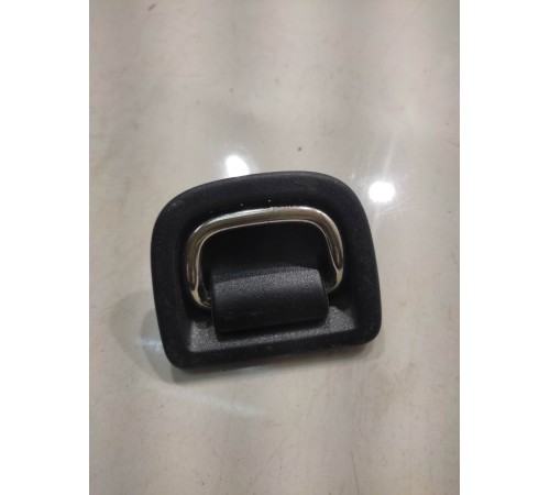 Петля(крючок) багажника