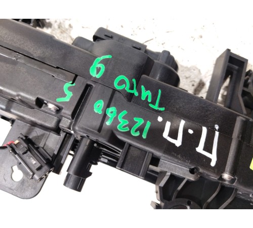 Ручка двери передняя правая внешняя