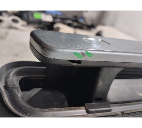 Ручка двери передняя правая внешняя