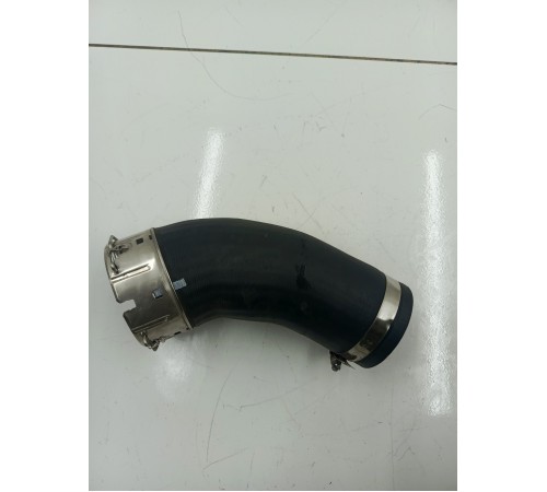 Патрубок интеркулера