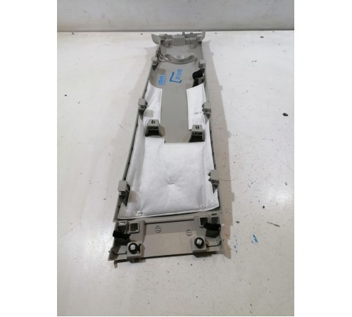 Обшивка стойки левая