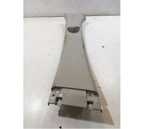 Обшивка стойки левая