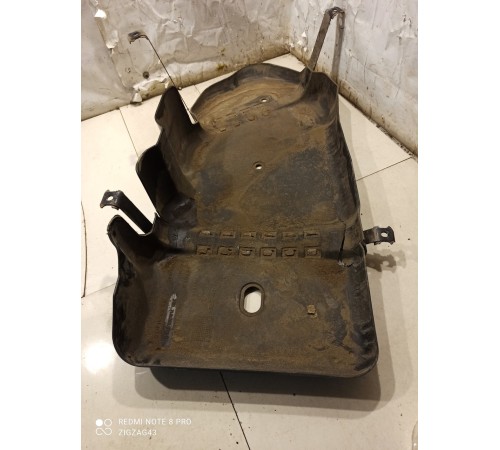 Защита топливного бака(левая)