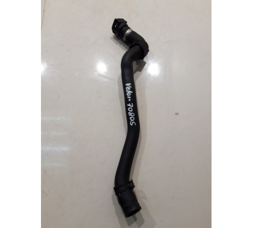 Патрубок системы охлаждения