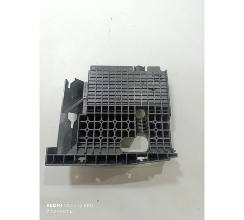 Крышка аккумулятора