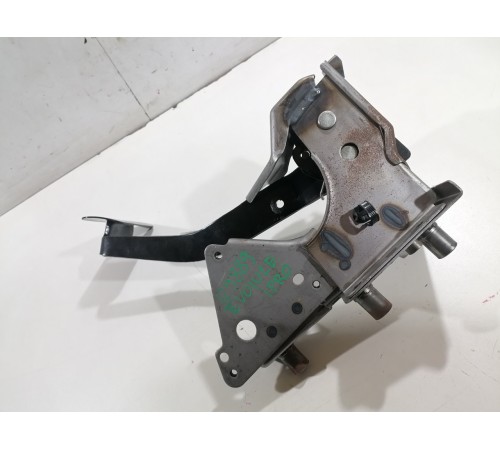 Педаль тормоза