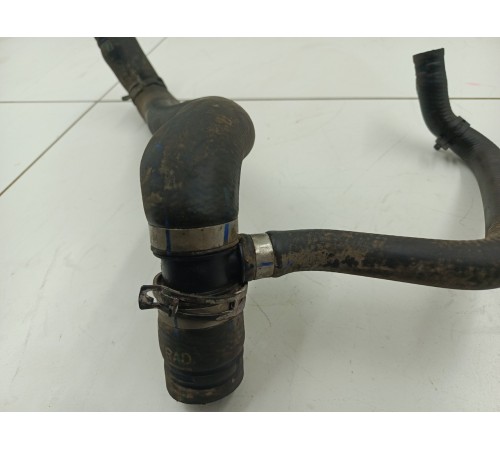 Патрубок системы охлаждения