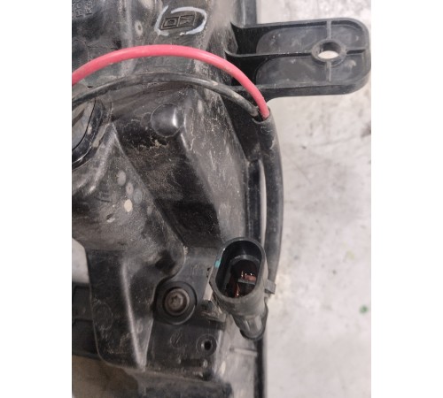 Дневной ходовой огонь правый (ДХО)