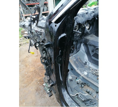 Стойка передней двери левая