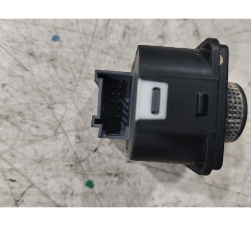 Блок управления зеркалами передний левый