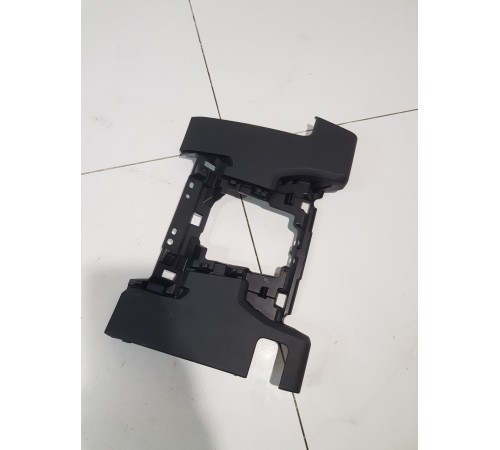 Накладка торпедо центральная