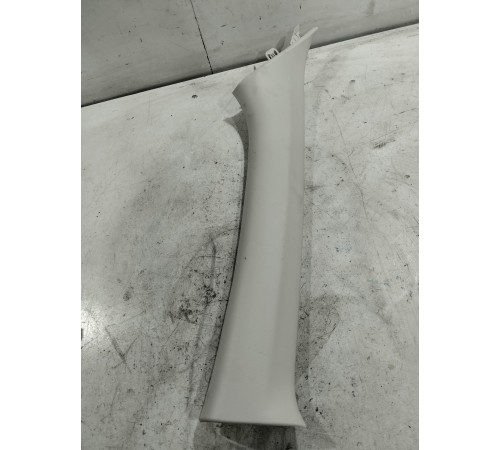 Обшивка стойки лобового стекла правая