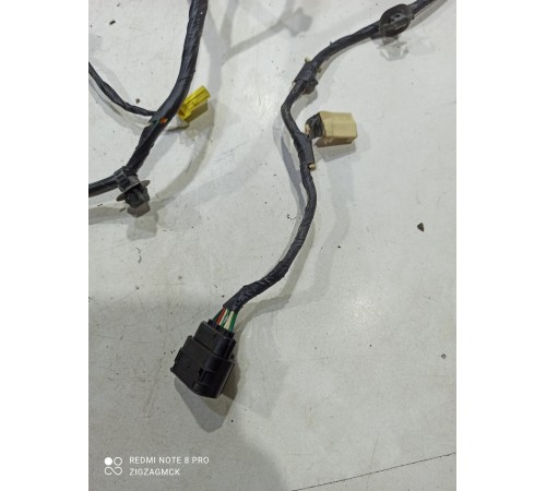 Электропроводка двери (задняя левая)