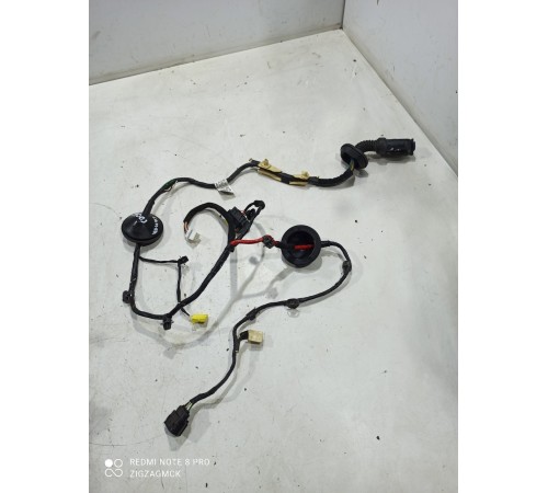 Электропроводка двери (задняя левая)