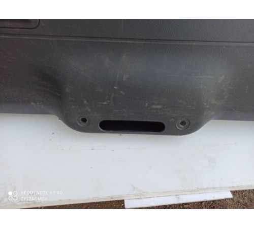 Обшивка (накладка) задней двери (крышки) багажника