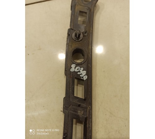 Направляющая бампера(задняя левая)