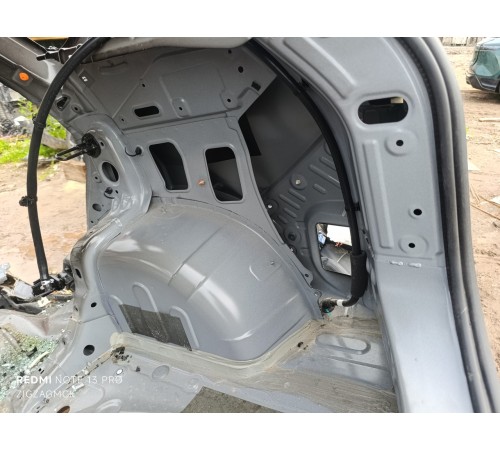 Крыло заднее правое