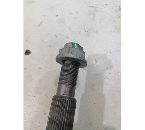 Привод (полуось) задний правый