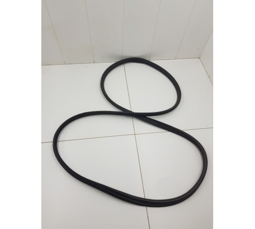 Уплотнитель двери передний правый