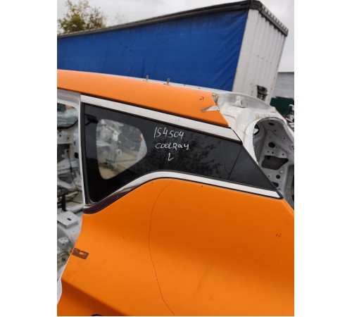 Глухое стекло заднее левое