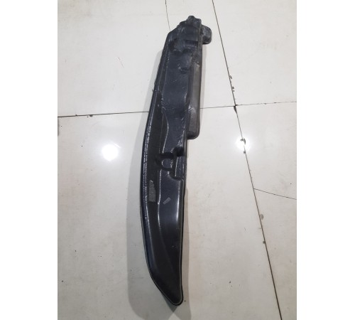 Пыльник крыла передний правый