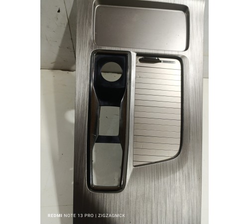 Накладка центральной консоли декоративная