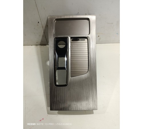 Накладка центральной консоли декоративная