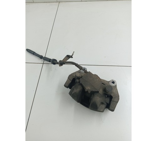 Суппорт передний правый