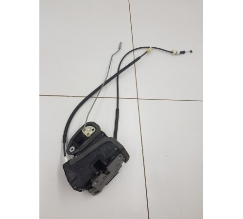 Замок двери передний правый