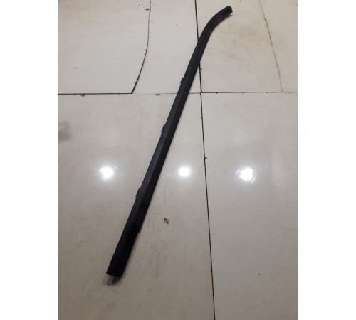 Уплотнитель стекла (задний правый наружный)